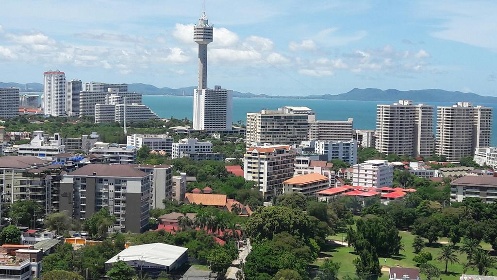 Peak Towers Condominium Pattaya Exterior foto